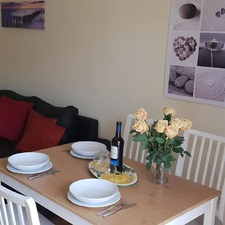 Ferienwohnung Mit Beheiztem Gemeinsamem Pool דירה אדחה